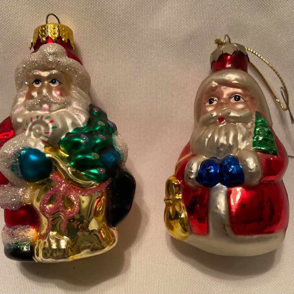 Christmas Blown Glass Santa Ornaments 1 UT Unique Treasures Set of 2